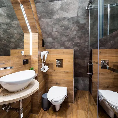 Apartment Z Jacuzzi Ogrodowym, Widokiem Na Gory Ciche Male